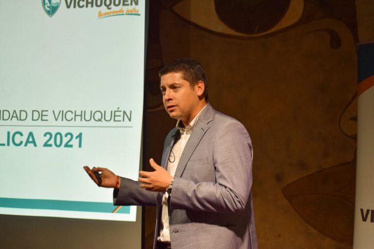 ALCALDE PATRICIO RIVERA ENTREGA CUENTA PÚBLICA 2021