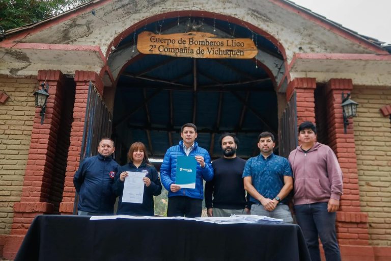 Entrega de Terreno para el inicio de las Obras del Proyecto de Mejoramiento y Ampliación del Cuartel de la 2da Compañía del Cuerpo de Bomberos de Llico